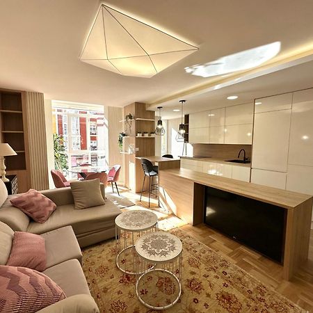 A Un Paso De La Catedral Apartment Burgo Екстериор снимка
