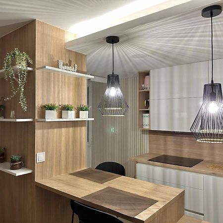 A Un Paso De La Catedral Apartment Burgo Екстериор снимка