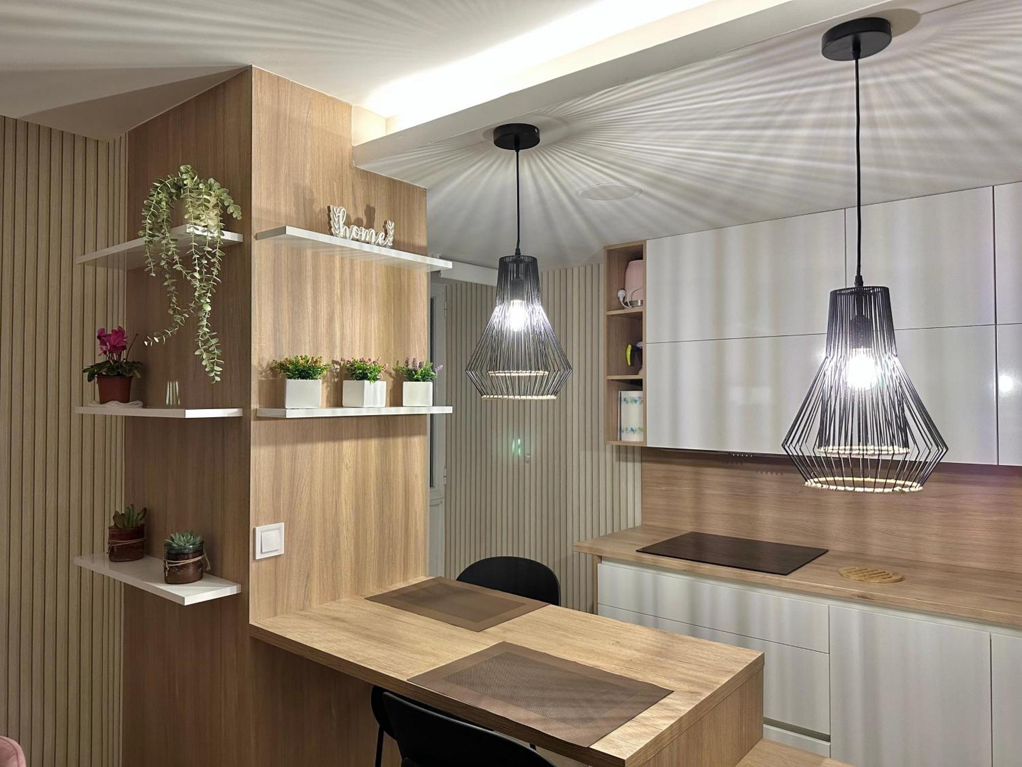 A Un Paso De La Catedral Apartment Burgo Екстериор снимка
